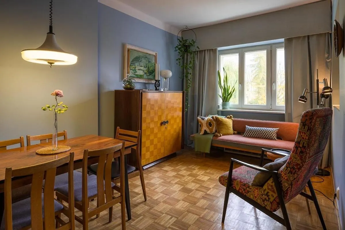 Charming And Stylish Apartment Krakow